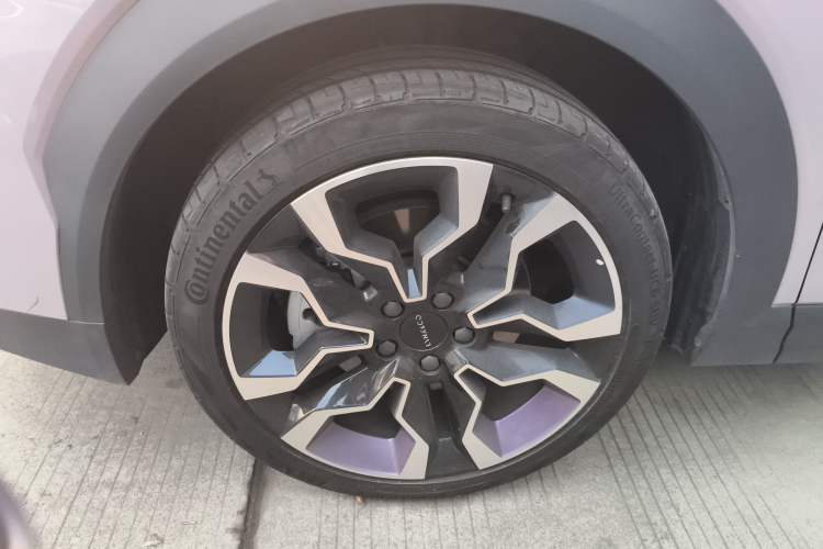 Used Lynk & Co 06 EM-P 2023 EM-P 126 Long-Range Halo Exterior 7