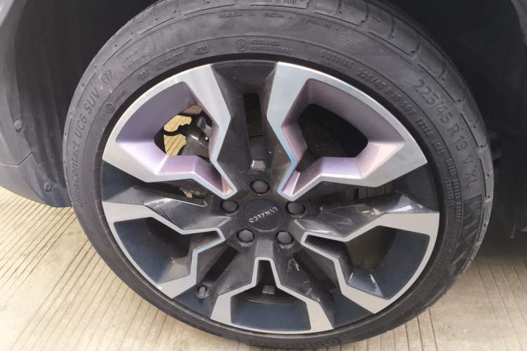 Used Lynk & Co 06 EM-P 2023 EM-P 126 Long-Range Halo Exterior 8