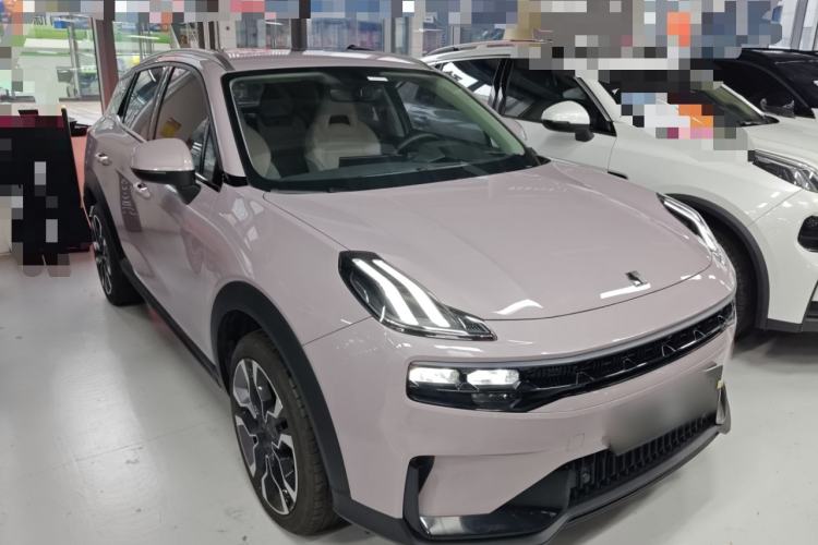 Used Lynk & Co 06 EM-P 2023 1.5T Remix PHEV Shero Front Right 45 Deg