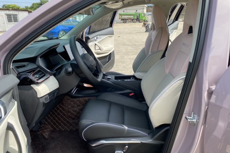 Used Lynk & Co 06 EM-P 2023 1.5T Remix PHEV Shero Interior 7