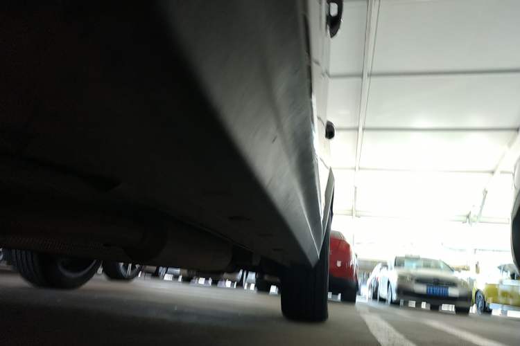 Used Lynk & Co 06 EM-P 2023 EM-P 126 Long-Range Halo Left Side Sill