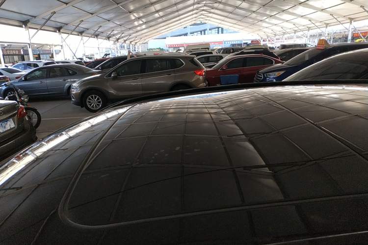Used Lynk & Co 06 EM-P 2023 EM-P 126 Long-Range Halo Roof
