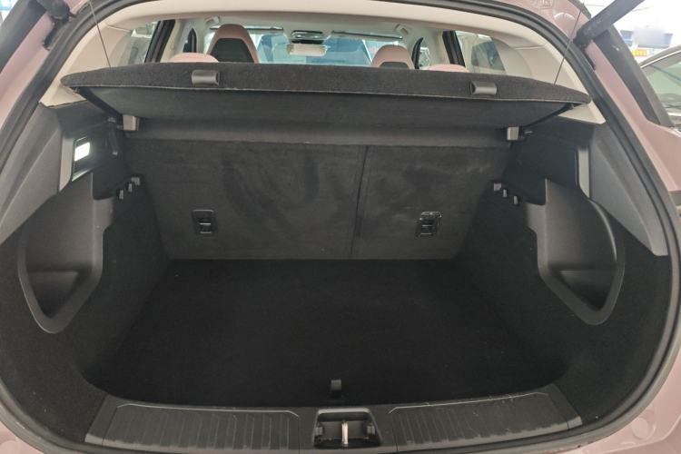 Used Lynk & Co 06 EM-P 2023 EM-P 126 Long-Range Halo Trunk
