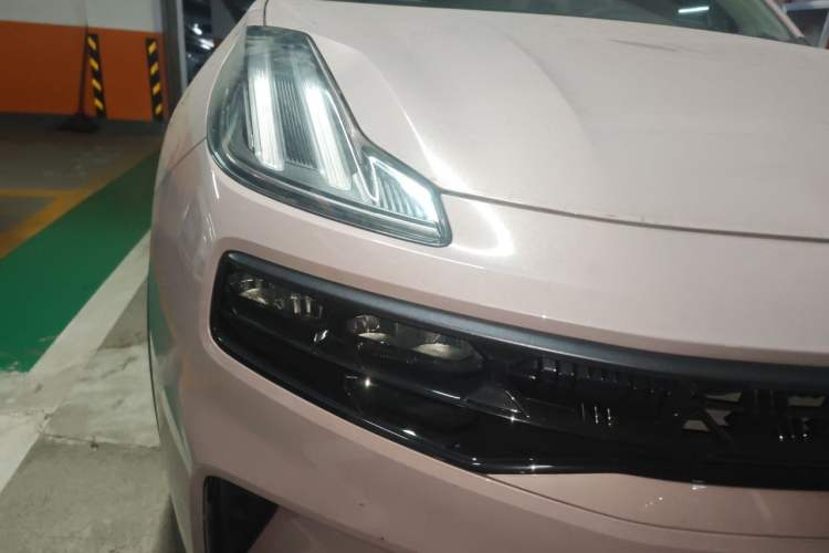 Used Lynk & Co 06 EM-P 2023 1.5T Remix PHEV Shero Right Front Headlight