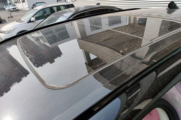 Used Lynk & Co 06 EM-P 2023 EM-P 126 Long-Range Halo Roof