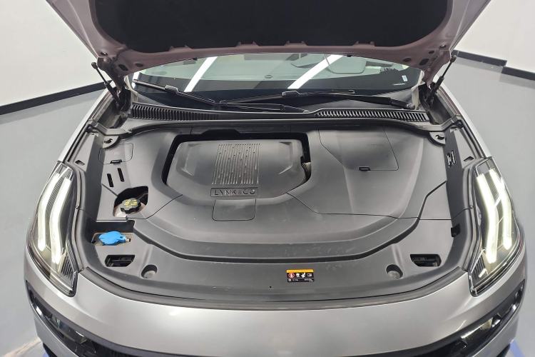 Used Lynk & Co 06 EM-P 2023 1.5T Remix PHEV Shero Engine Bay