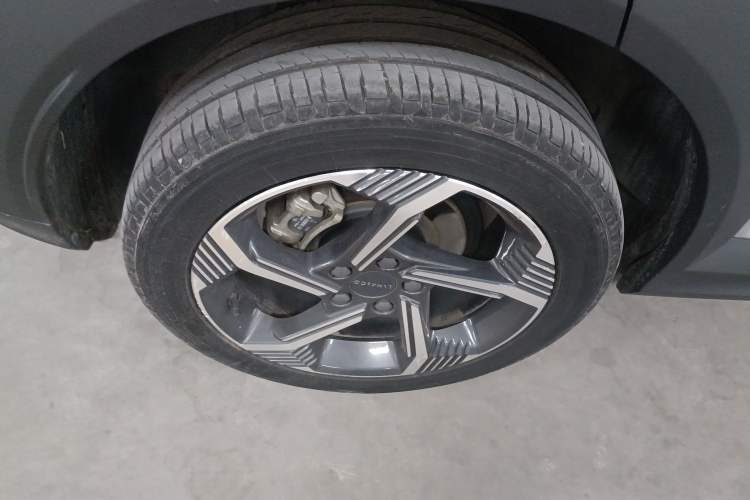 Used Lynk & Co 06 EM-P 2023 1.5T Remix PHEV Pro Exterior 5