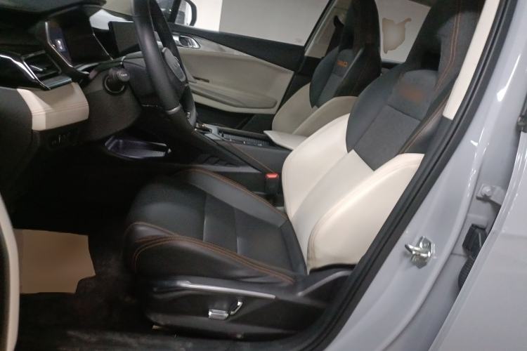 Used Lynk & Co 06 EM-P 2023 1.5T Remix PHEV Pro Left Front Seat