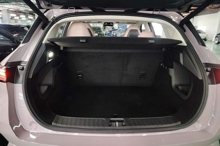 Used Lynk & Co 06 EM-P 2023 EM-P 126 Long-Range Halo Trunk
