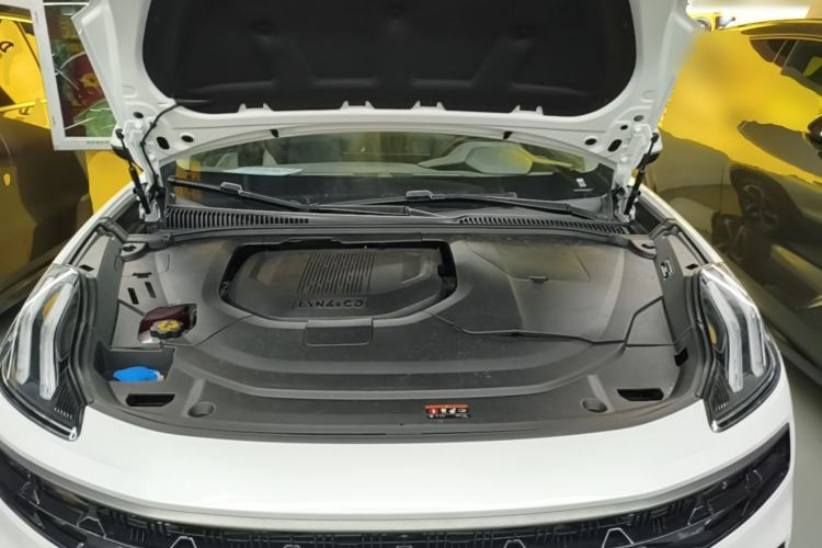 Used Lynk & Co 06 EM-P 2023 1.5T Remix PHEV Pro Engine Bay