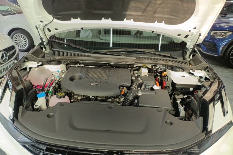 Used Lynk & Co 06 EM-P 2023 EM-P 56 Standard Range Pro Engine Bay