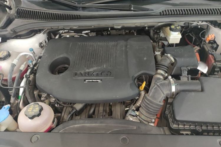 Used Lynk & Co 06 EM-P 2023 EM-P 56 Standard Range Pro Engine Bay