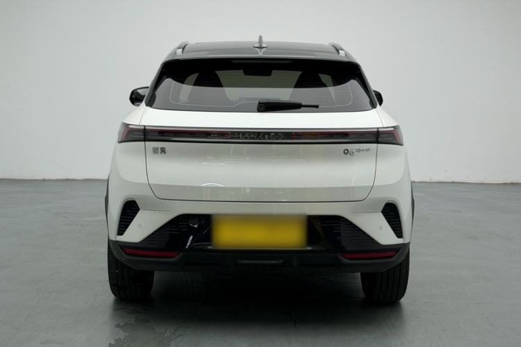 Used Lynk & Co 06 EM-P 2023 EM-P 126 Long-Range Halo Exterior 5