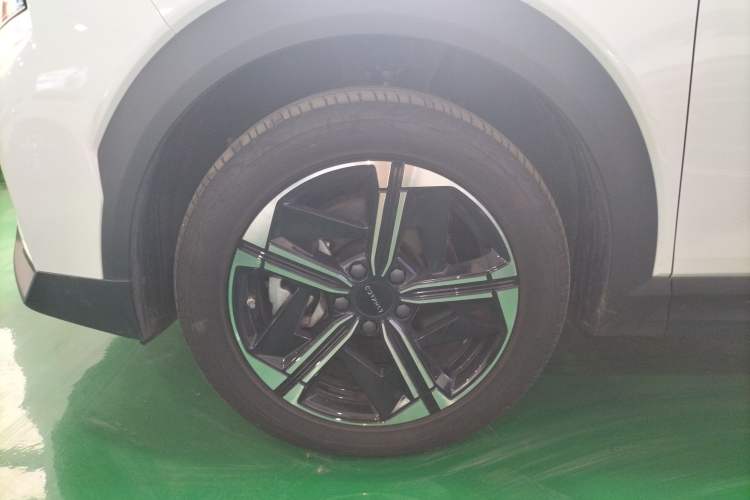 Used Lynk & Co 06 EM-P 2023 EM-P 56 Standard Range Pro Exterior 7