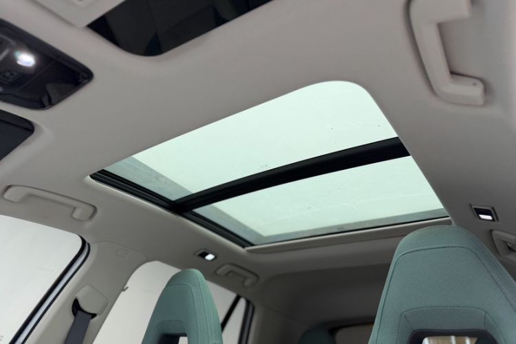 Used Lynk & Co 06 EM-P 2023 EM-P 126 Long-Range Halo Headliner