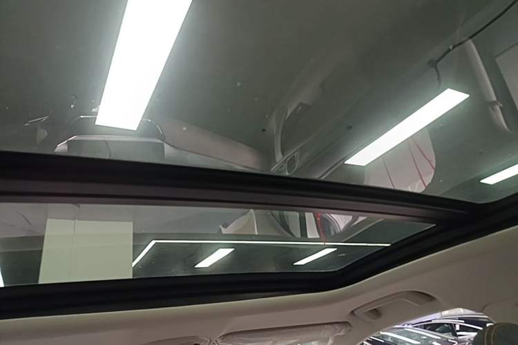 Used Lynk & Co 06 EM-P 2023 1.5T Remix PHEV Pro Headliner