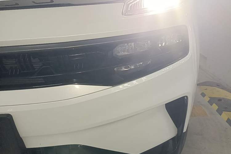 Used Lynk & Co 06 EM-P 2023 1.5T Remix PHEV Pro Left Front Headlight
