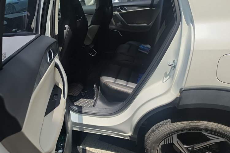 Used Lynk & Co 06 EM-P 2023 1.5T Remix PHEV Pro Left Rear Seat