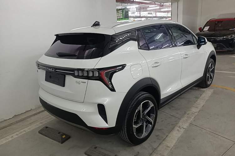 Used Lynk & Co 06 EM-P 2023 1.5T Remix PHEV Pro Rear Right 45 Deg