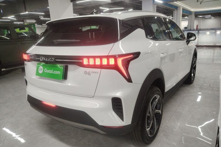 Used Lynk & Co 06 EM-P 2023 1.5T Remix PHEV Pro Rear Right 45 Deg