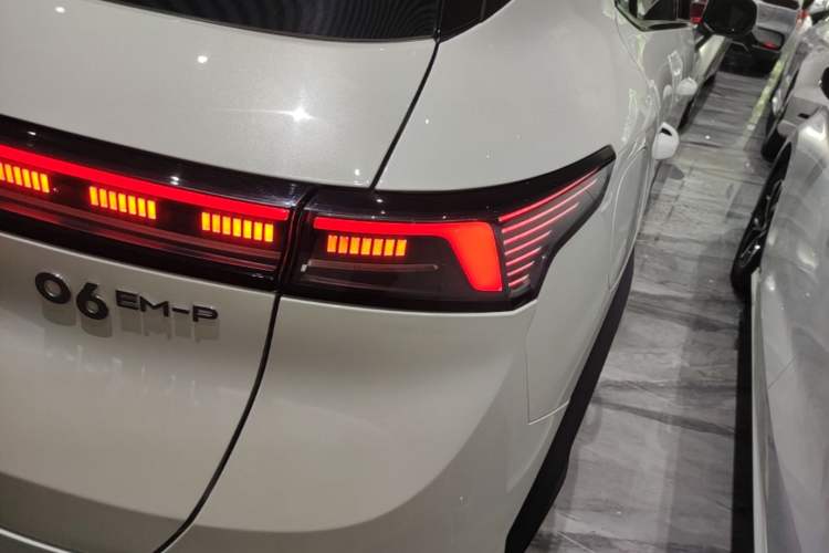 Used Lynk & Co 06 EM-P 2023 EM-P 56 Standard Range Pro Right Rear Taillight