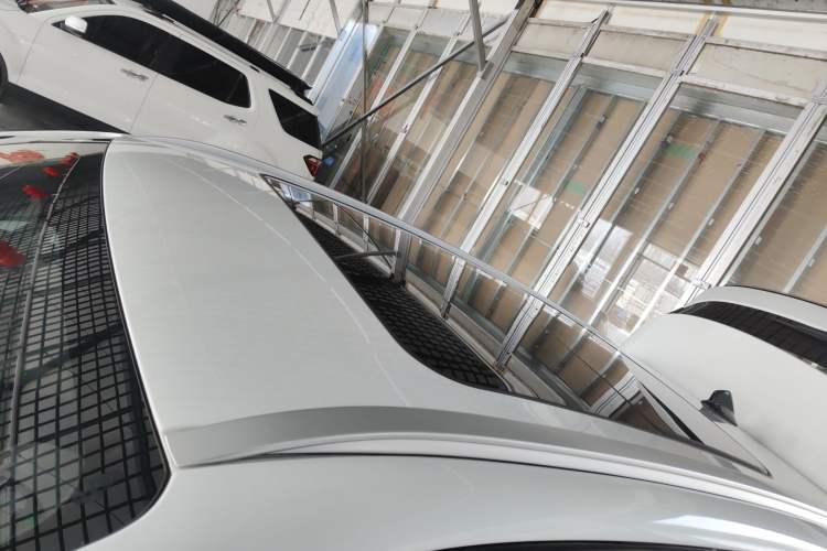 Used Lynk & Co 06 EM-P 2023 EM-P 56 Standard Range Pro Roof