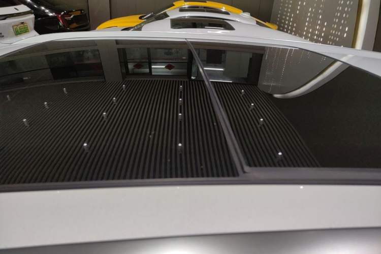 Used Lynk & Co 06 EM-P 2023 EM-P 56 Standard Range Pro Roof