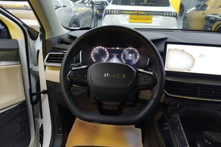 Used Lynk & Co 06 EM-P 2023 1.5T Remix PHEV Pro Steering Wheel