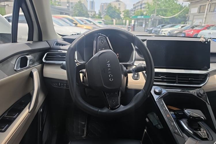Used Lynk & Co 06 EM-P 2023 1.5T Remix PHEV Pro Steering Wheel
