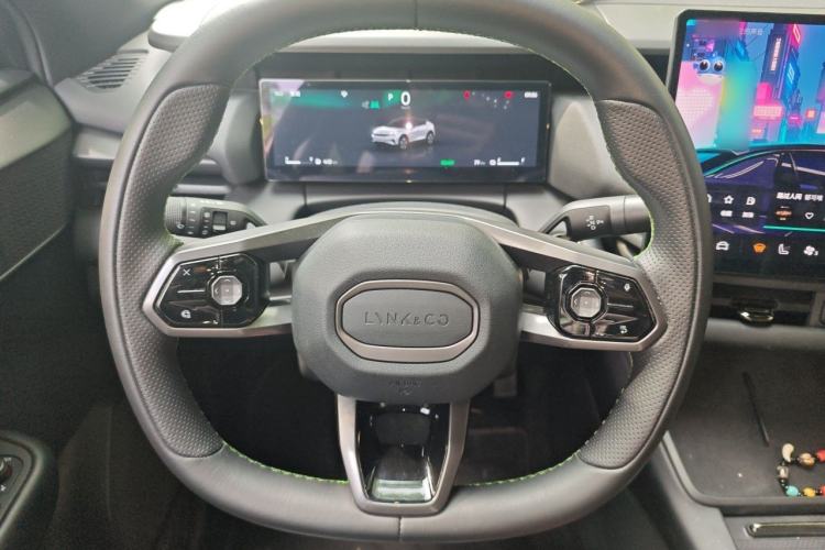 Used Lynk & Co 06 EM-P 2024 EM-P 126 Long-Range Max Steering Wheel