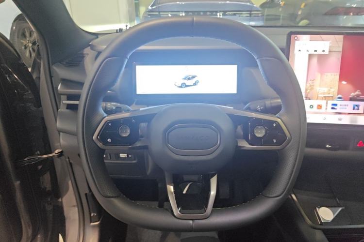 Used Lynk & Co 06 EM-P 2024 EM-P 126 Long-Range Max Steering Wheel