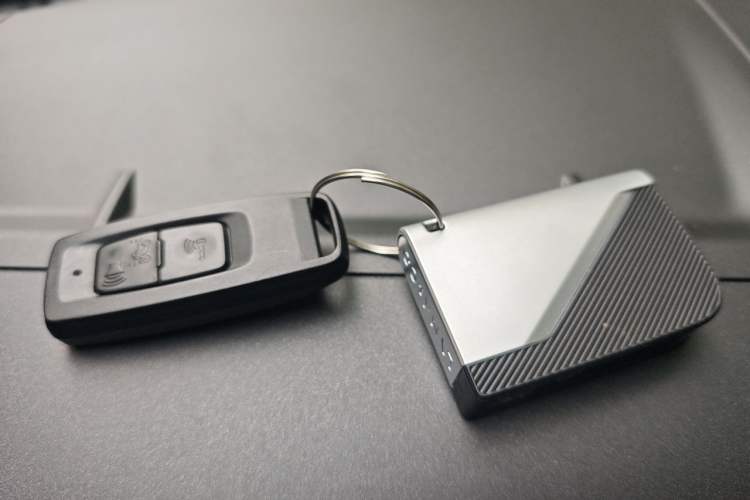 Used Lynk & Co 06 EM-P 2024 EM-P 126 Long-Range Max Vehicle Key