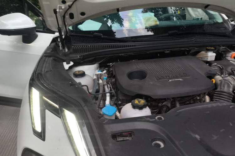Used Lynk & Co 06 EM-P 2024 EM-P 126 Long-Range Max Engine Bay Right