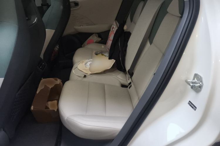 Used Lynk & Co 06 EM-P 2024 EM-P 126 Long-Range Max Left Rear Seat