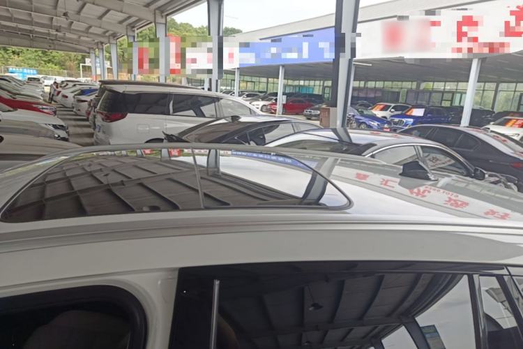 Used Lynk & Co 06 EM-P 2024 EM-P 126 Long-Range Max Roof