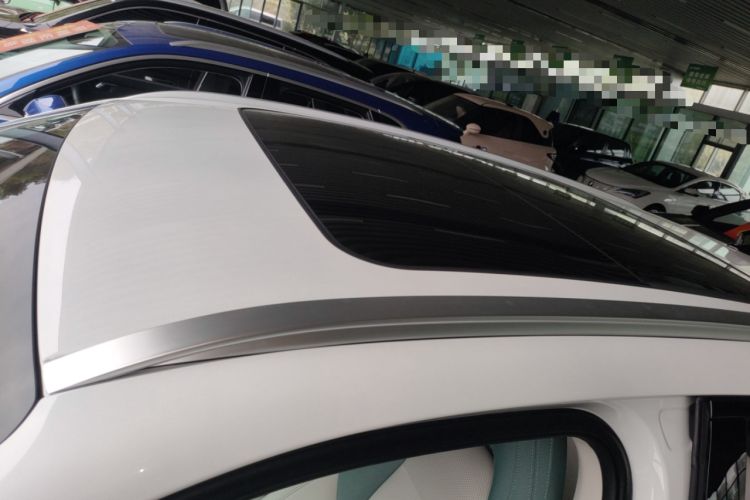 Used Lynk & Co 06 EM-P 2024 EM-P 126 Long-Range Max Roof