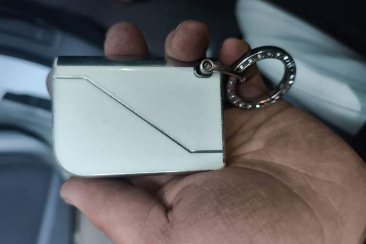 Used Lynk & Co 06 EM-P 2024 EM-P 126 Long-Range Max Vehicle Key