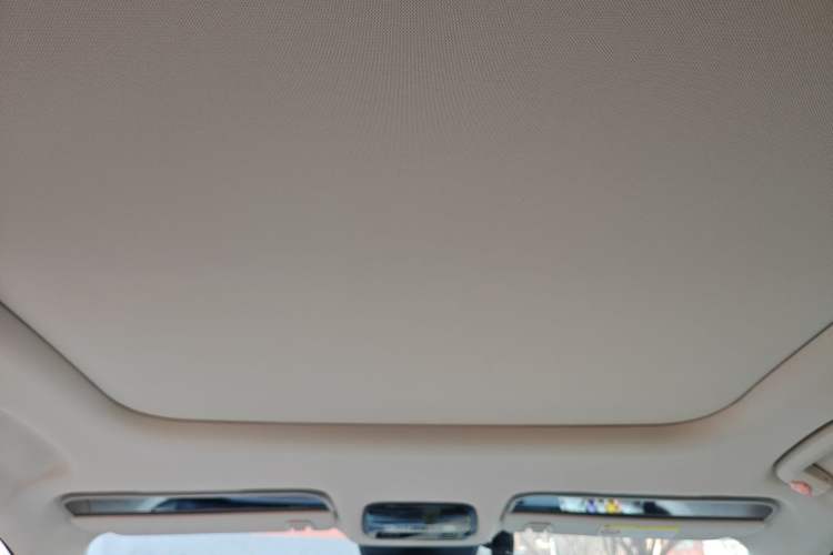 Used Lynk & Co 06 EM-P 2025 EM-P 126 Long-Range Halo Headliner