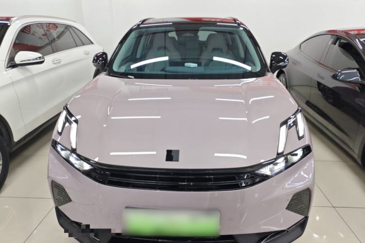 Used Lynk & Co 06 EM-P 2025 EM-P 126 Long-Range Halo Front