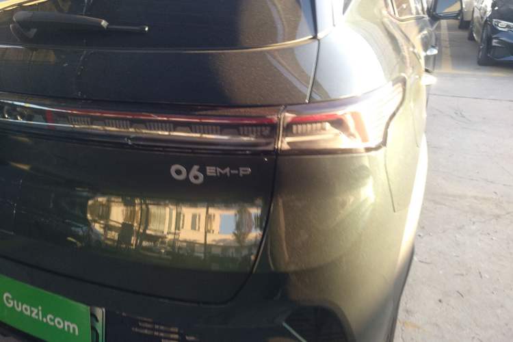 Used Lynk & Co 06 EM-P 2025 EM-P 126 Long-Range Halo Right Rear Taillight