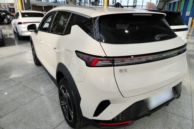 Used Lynk & Co 06 EM-P 2025 EM-P 126 Long-Range Max Exterior 2