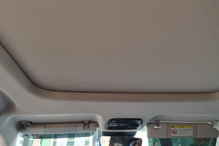 Used Lynk & Co 06 EM-P 2025 EM-P 126 Long-Range Halo Headliner