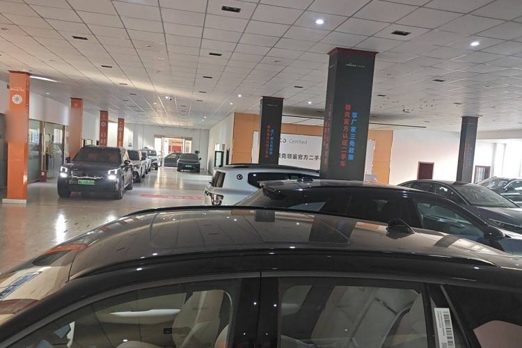 Used Lynk & Co 06 EM-P 2025 EM-P 126 Long-Range Halo Roof
