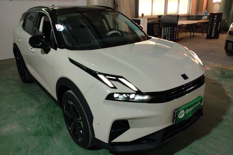 Used Lynk & Co 06 EM-P 2025 EM-P 126 Long-Range Halo Exterior 1