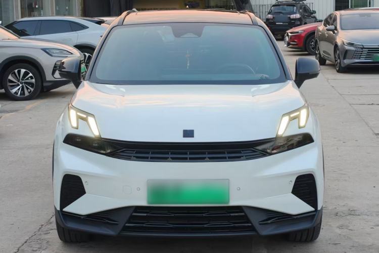 Used Lynk & Co 06 EM-P 2025 EM-P 126 Long-Range Halo Exterior 1