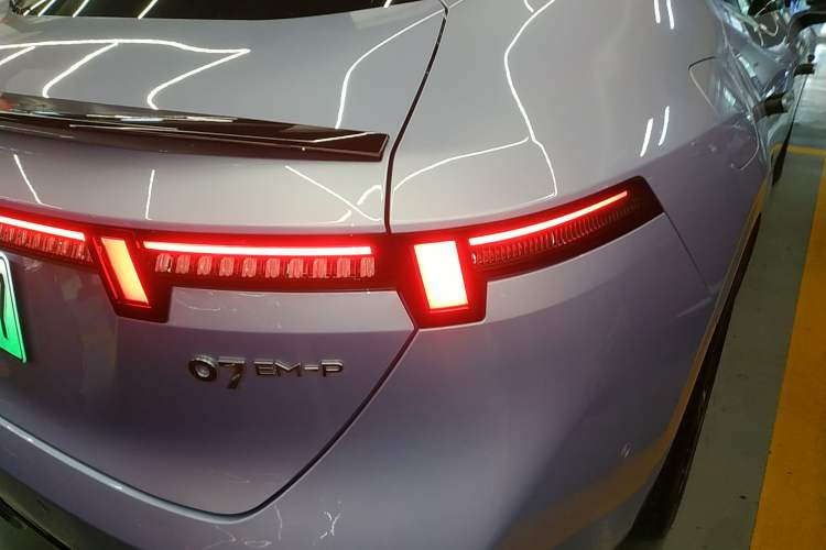 Used Lynk & Co 07 2024 EM-P 126 Long-Range Ultra Right Rear Taillight