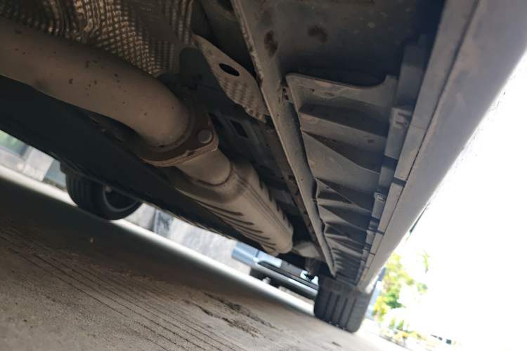 Used Lynk & Co 07 2024 EM-P 126 Long-Range Ultra Chassis Front Left