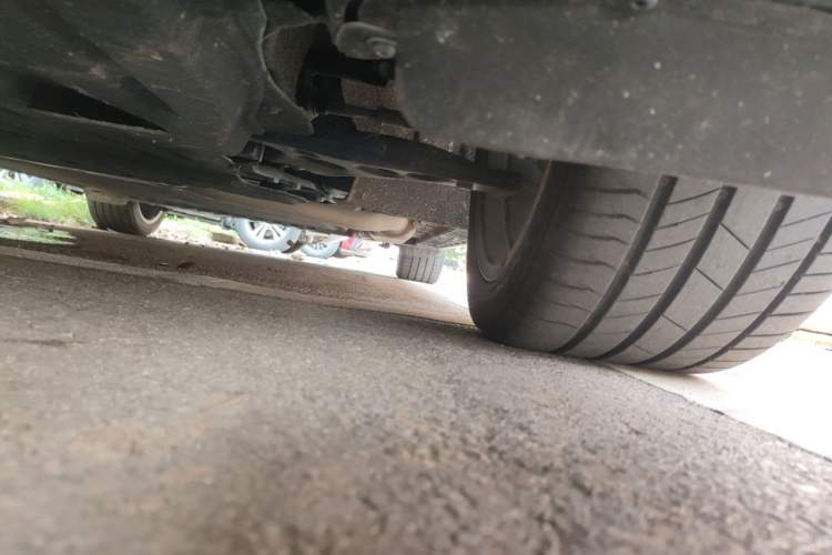 Used Lynk & Co 07 2024 EM-P 126 Long-Range Halo Chassis Front Left