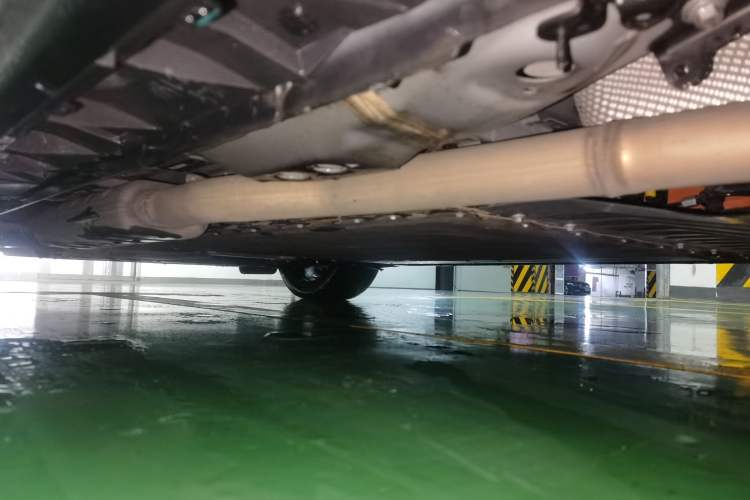 Used Lynk & Co 07 2024 EM-P 126 Long-Range Halo Chassis Rear Left