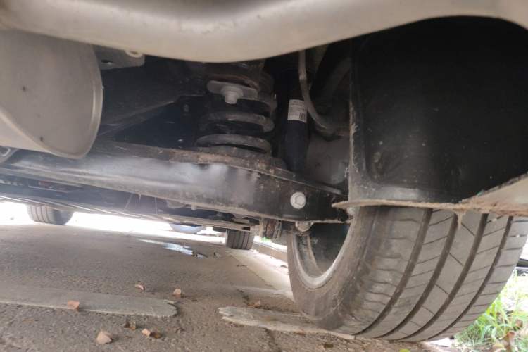 Used Lynk & Co 07 2024 EM-P 126 Long-Range Halo Chassis Rear Right